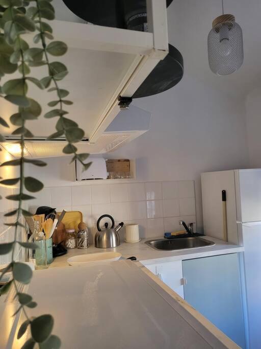 Logement Au Coeur De Marseille, Le Stassi Exterior photo